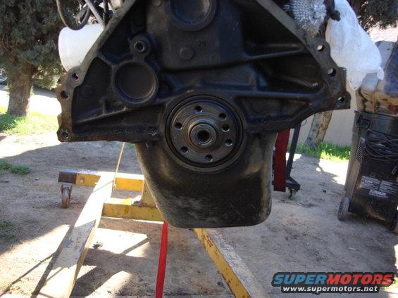 rear-main.jpg i wanted to replace the pilot bearing and rear main seal so here was the start.
