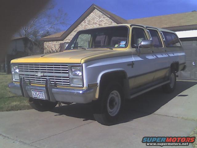 1984 Chevrolet Suburban “Moose”