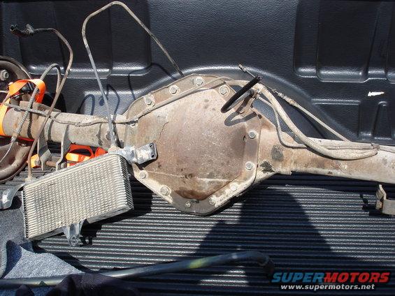 057.jpg shot of the diff cover