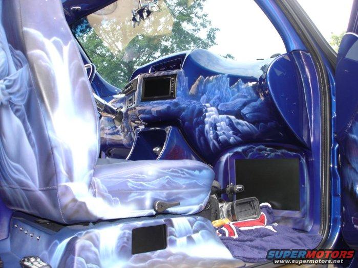 1995 Ford Crown Victoria photo