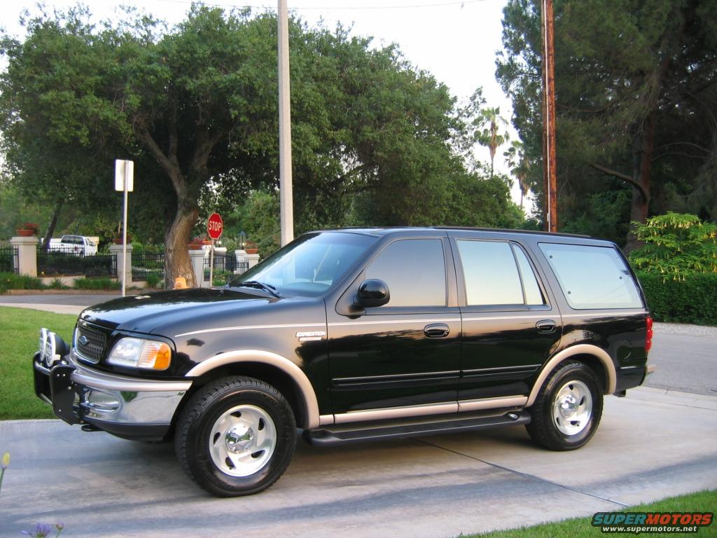 1985 Ford Bronco photo