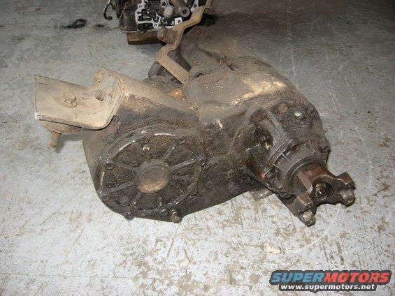 New Process 205 (automatic)
(NP 205)

8 3/4" adapter