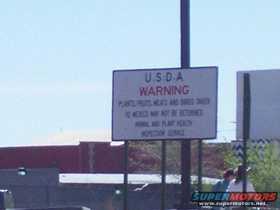 sign going into mexico