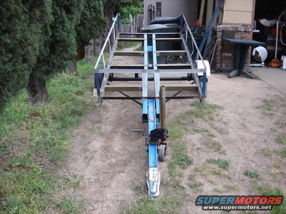 trailer47f.jpg here is what it will look like from the front.