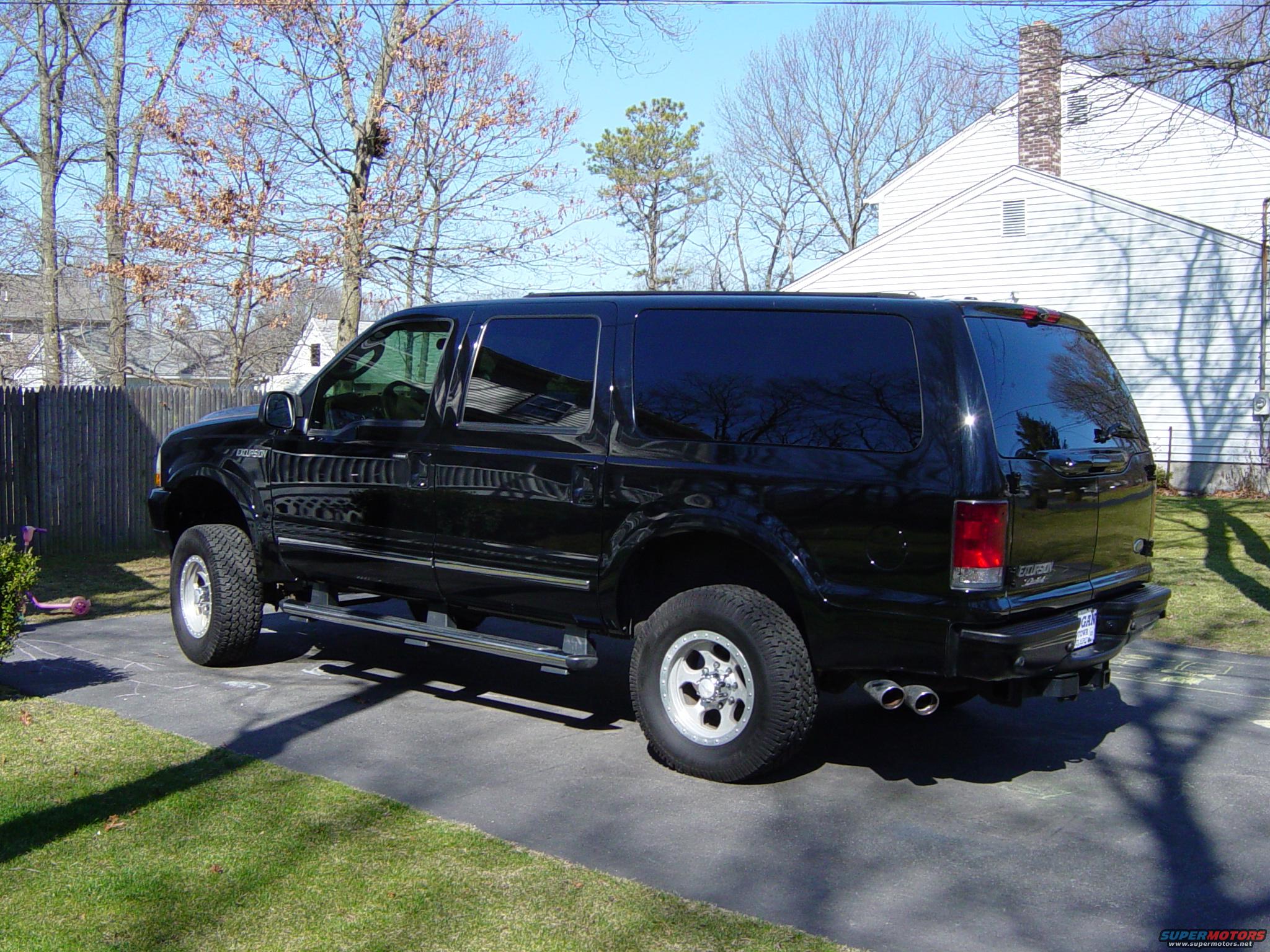 2004 Ford Excursion
