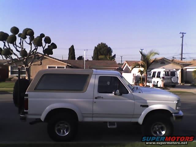 1993 Ford Bronco photo