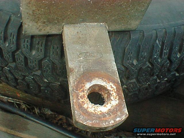 dsc00090.jpg Original 69 Mercury Cougar trailer hitch