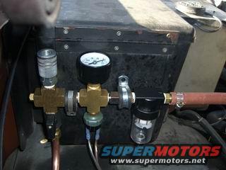 york0009.jpg Air filter, check valve, guage, switch