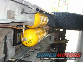 york0011.jpg two SCBA tanks mounted under the bed on the drivers side