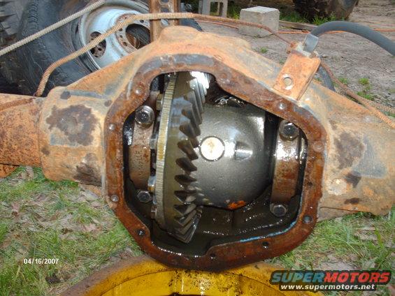 Open differential housing showing gears and internal components. Date stamp 04/16/2007 visible