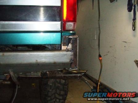 bumper-fab-2.jpg mocking up tire carrier mount