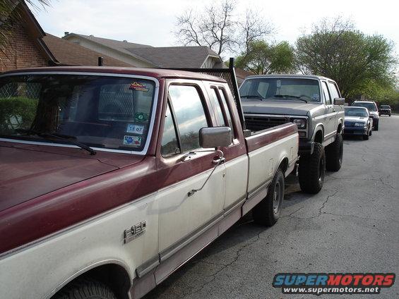061.jpg F150 and bronco