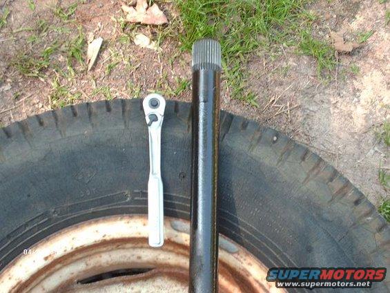 Axle shaft and ratchet on tire