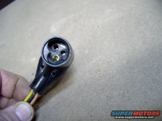 img_0420.jpg Couldn't find a new plug, so I drilled out the busted terminal and install another.