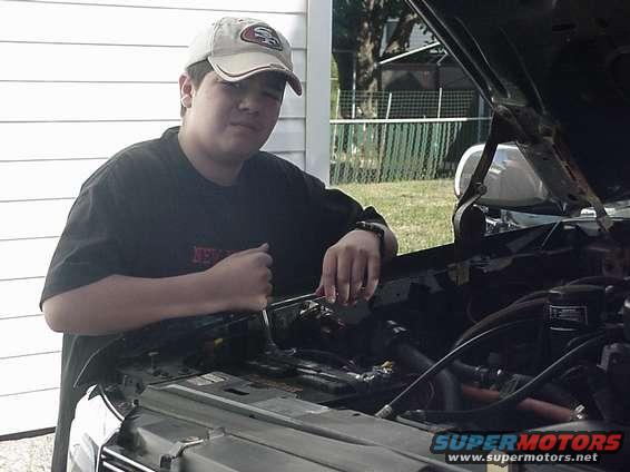 john tightening battery terminals