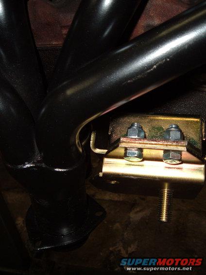 pass header to motor mount clearance very  close but they don't touch