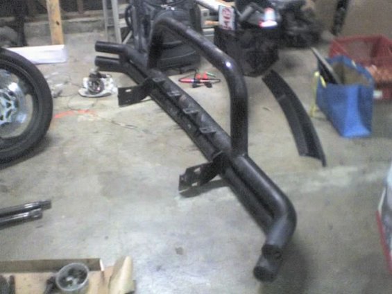 042307_1923.jpg Pulled a Smittybilt bumper!