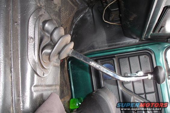 custom-shifter.jpg Custom transfercase shifter I made from a Hurst shifter arm