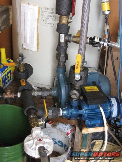 mockapplehybrid1.jpg Dual pumps.  High flow, warm fluid and slow flow, cold fluid smaller pump.