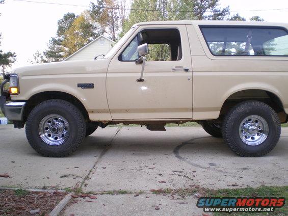 truck-001.jpg 
