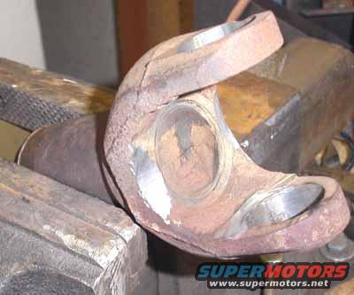 Cracked universal joint in vise