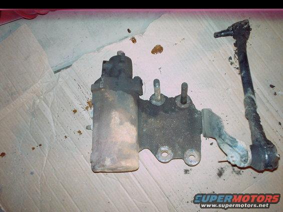 Steering linkage and power steering component on cardboard