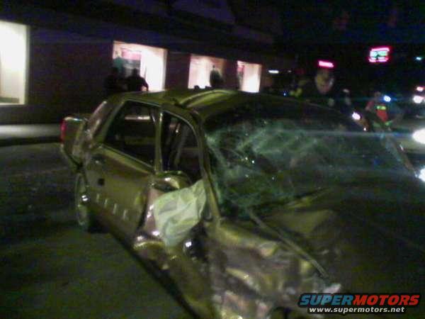 90mphltc.jpg End of pursuit in Cola SC, 90 MPH in a Lincoln land yacht