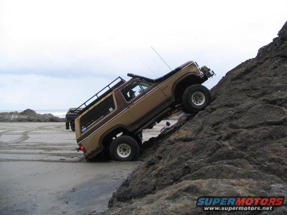 2007longbeach-018.jpg A front locker would be nice