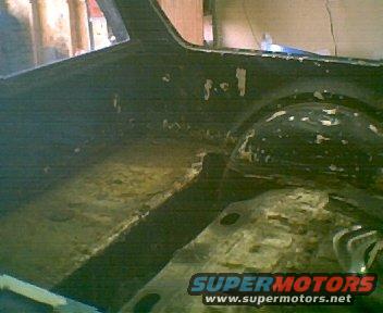 beleave it or not just surface rust nothing crittical, pan mounting lip shot at wheel well easy fix