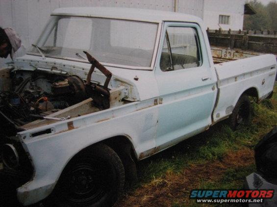 img_2836.jpg She sure was in bad shape....