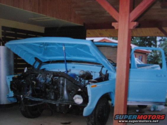 img_2848.jpg The electrical wiring was awful!!! specially with no haynes or chilton in hand!!! Had to guess everything....