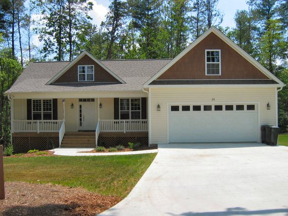 reinke--29-old-arden-house-004--facing-south.jpg Front of the house, facing South.