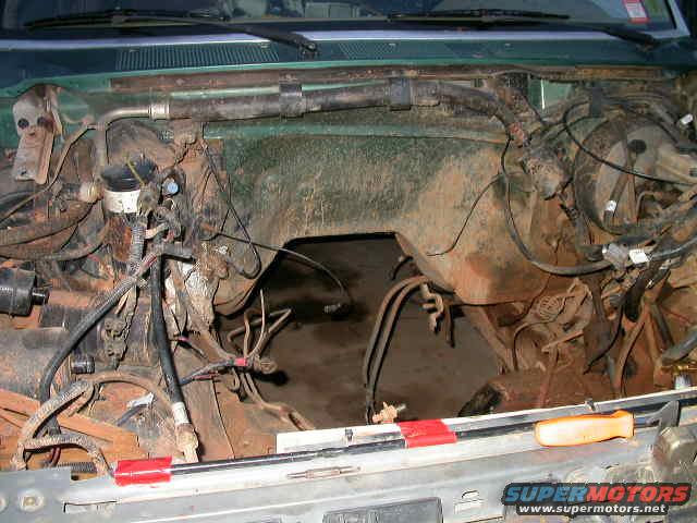 dscn5374.jpg Big empty hole