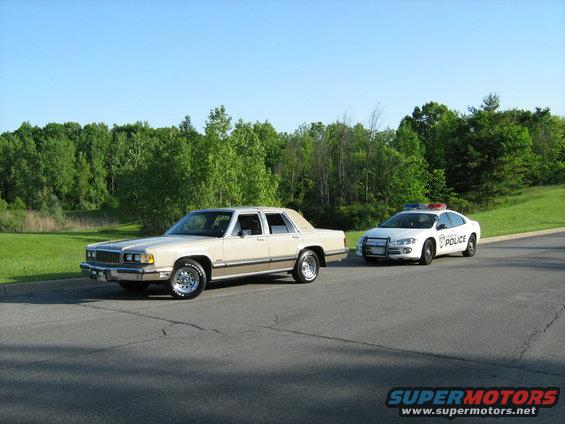 img_0010.jpg uh oh...
actually, I just asked him to pose his car for me.
5-28-07