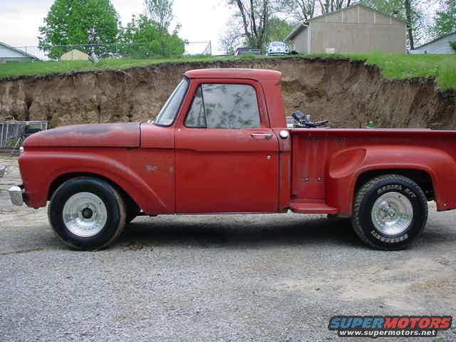 mvc005s.jpg 