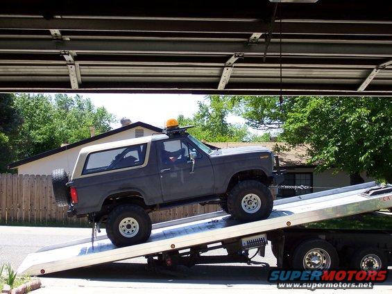 movetow11.jpg i had to act as the brakes since the motor swap is not yet done.