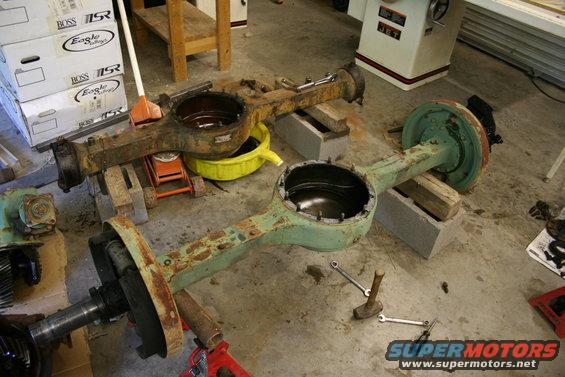 rockwell-disassembled003.jpg Empty housings.