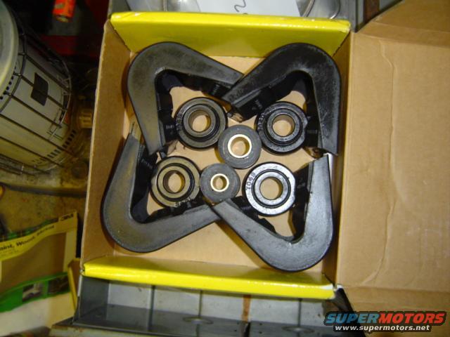 Box of suspension bushings and bearings
