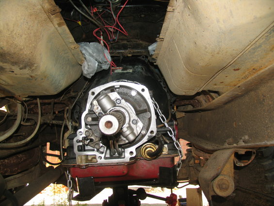 underneath view of vehicle transmission assembly with chain support