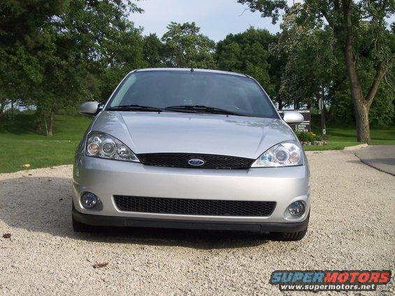 Silver 2003 Ford Focus front view