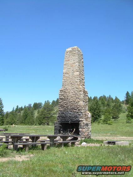 switz--sug-009.jpg ruins