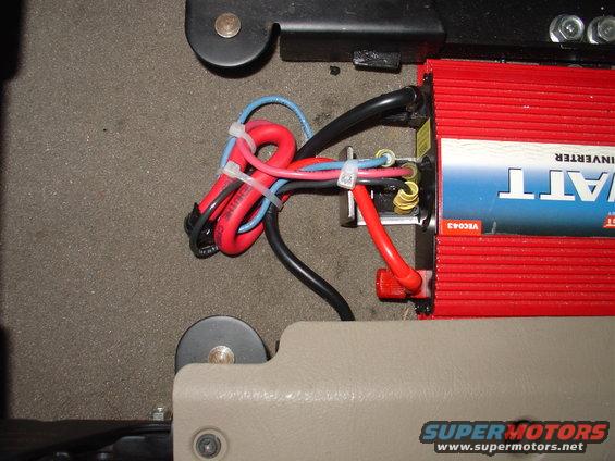 dsc01833.jpg Close up of wiring including a full wave bridge so that no circuit back feeds another