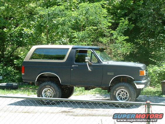 bronco-001.jpg 