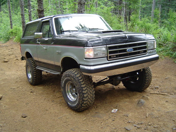 dsc03409.jpg While waiting for the line to move