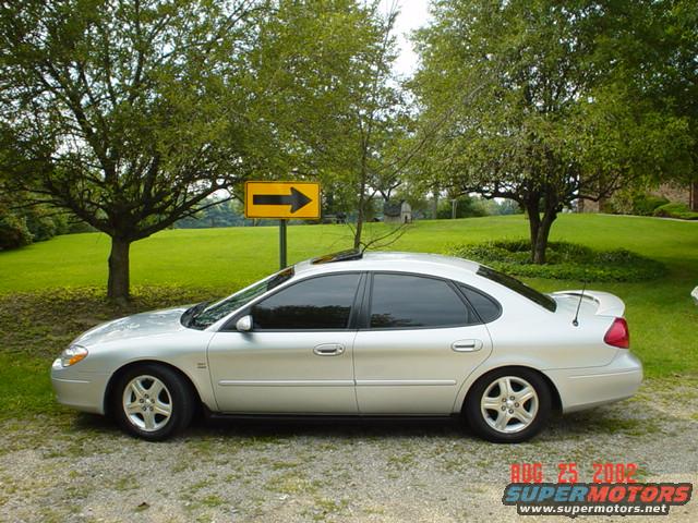 2000 Ford Taurus