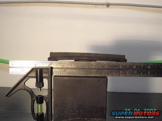 pict1110-(medium).jpg Something wrong here?