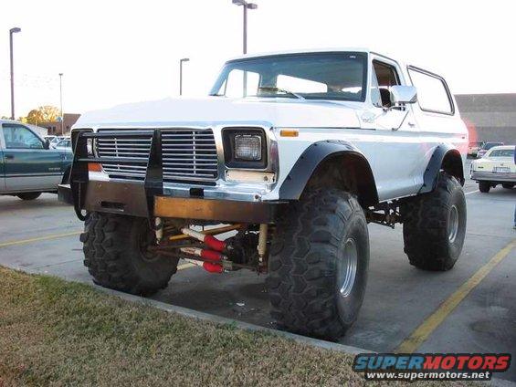 img_0008.jpg Hoss on All 4s Again!