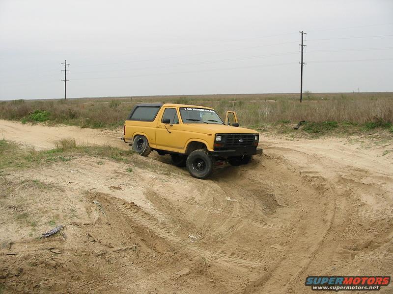 1986 Ford Bronco photo