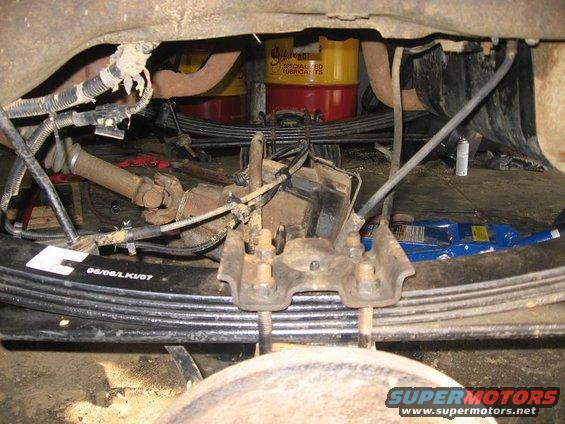 shocks off
new leafs on
sway bar still disconnected