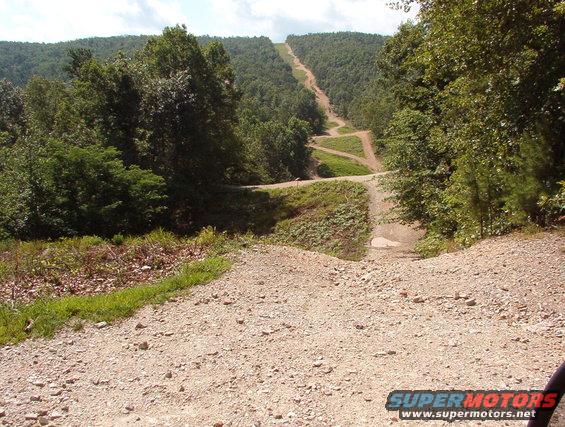 16pipeline.jpg I descended that far trail just before I left the park, and I ascended the trail hidden by the near hill after taking the lineup pictures.